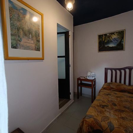 Casa Petirrojo - Habitaciones En Pátzcuaro 外观 照片